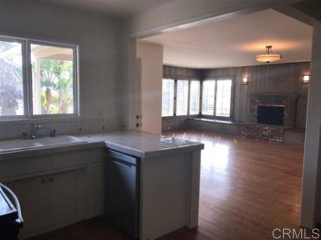 Foto del edificio - 344 Ricardo Pl