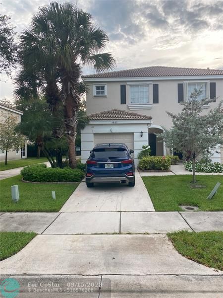 Foto del edificio - 4803 Palmbrooke Cir