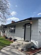 Building Photo - 2406 Spurgin Rd W