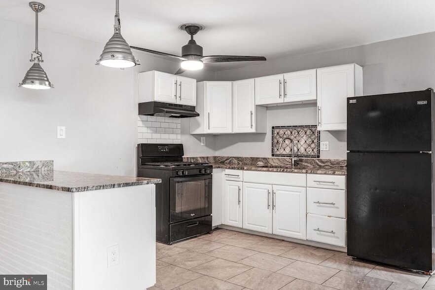 Foto principal - 7316 Donnell Pl