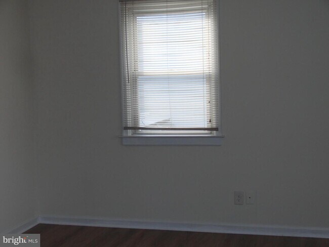 Foto del edificio - 2613 Crafton Dr