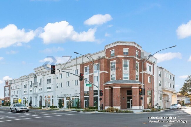 Foto del edificio - 1048 Monroe St