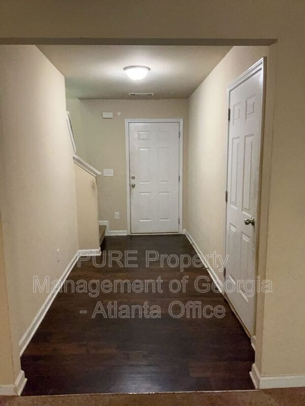 Building Photo - 400 Brookwood Crossing