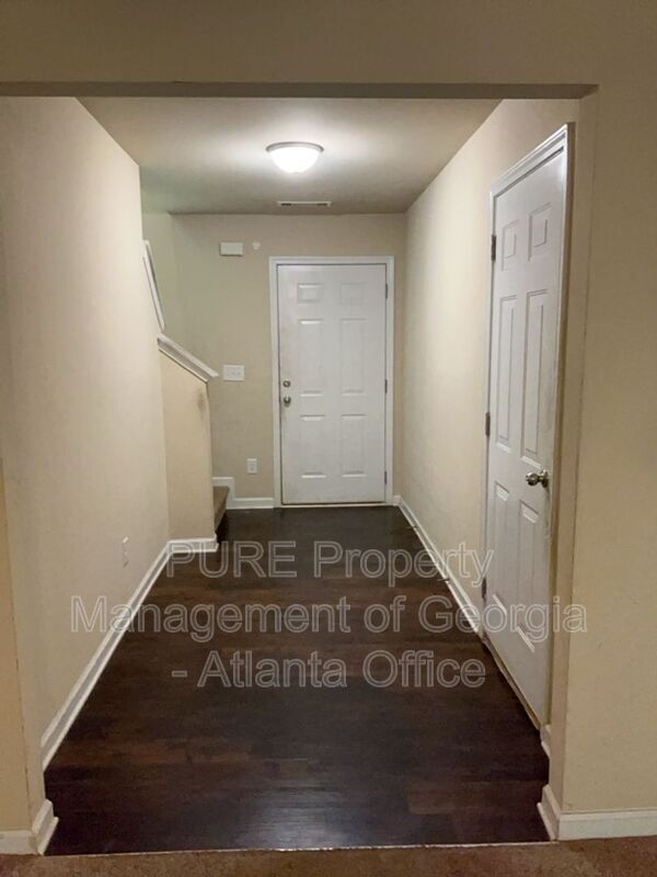 Foto del edificio - 400 Brookwood Crossing