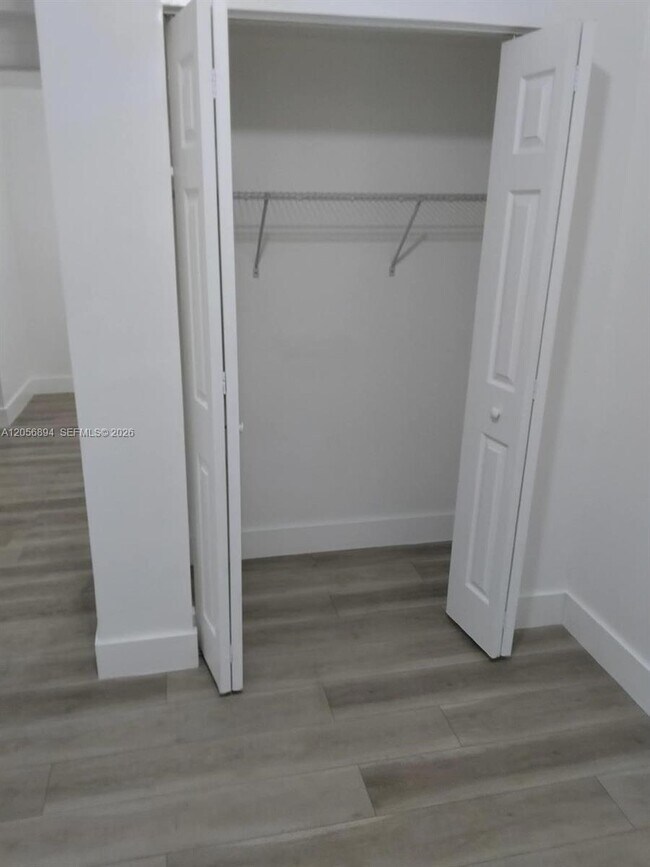 Foto del edificio - 2025 NW 91st St