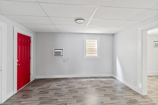 Building Photo - 1604 Delmar Ave