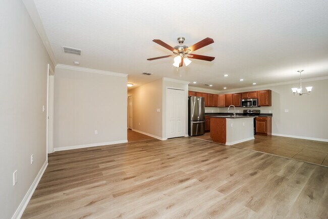 Building Photo - 116 River Cove Cir