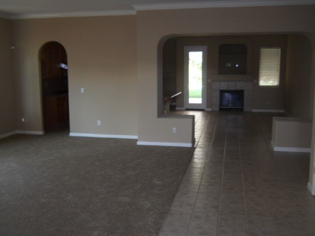 Foto del edificio - House For Rent in Tracy
