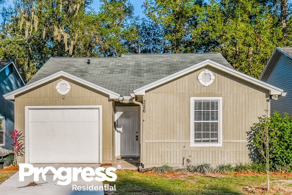 Primary Photo - 226 Aquarius Cir W
