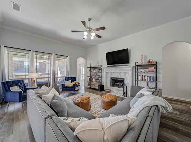 Foto del edificio - 426 Brook Meadow Dr