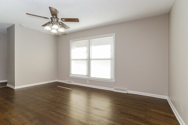 Foto del edificio - 13144 Ashland Ave
