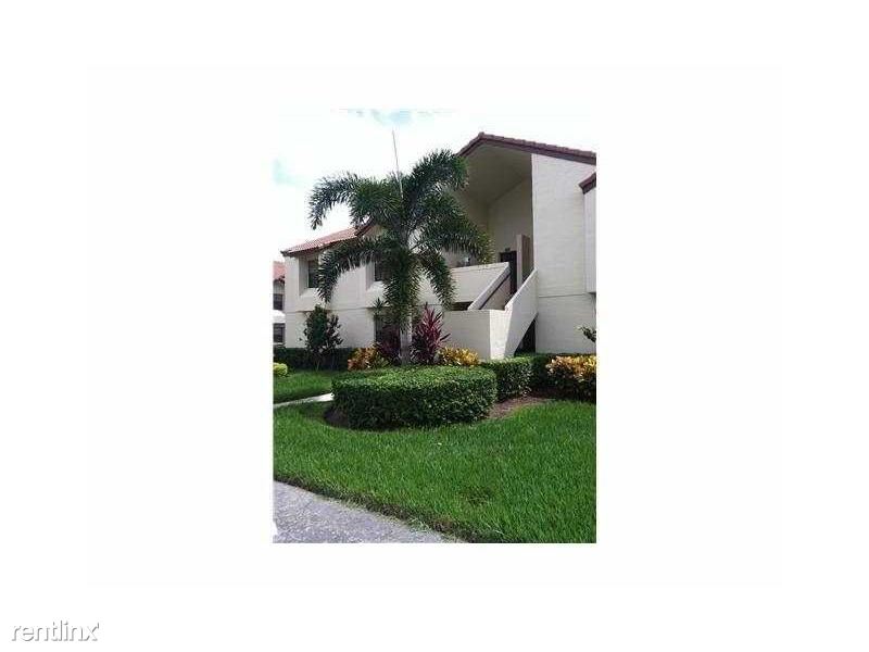 Foto principal - 5793 Parkwalk Dr