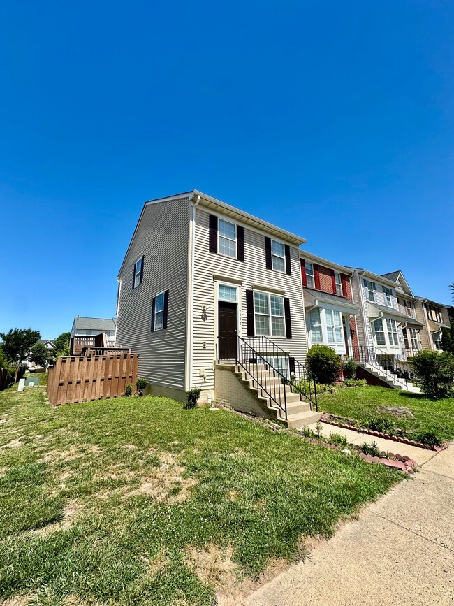 Building Photo - 9242 Jessica Dr