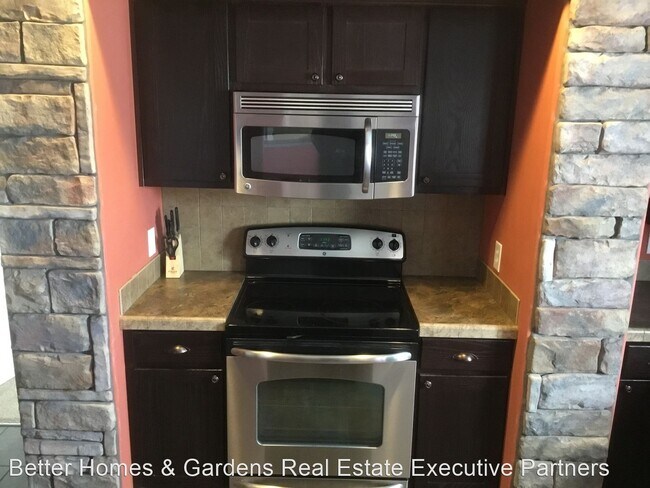 Foto del edificio - 3 br, 2 bath House - 467 Brad Mary Lake Road