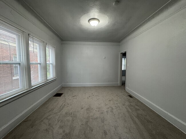 Foto del edificio - 15758 Wisconsin St