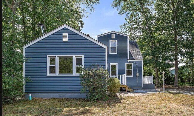 Foto del edificio - 107 Bayberry Ave