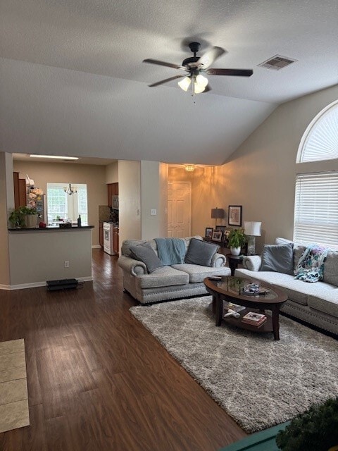 Foto del edificio - 22411 High Point Pines Dr