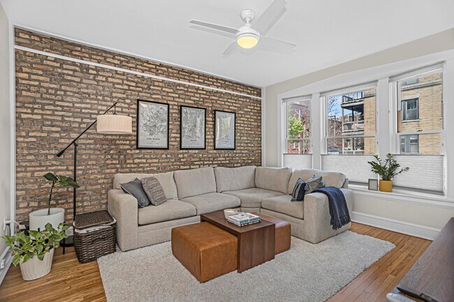 Foto del edificio - 637 W Armitage Ave