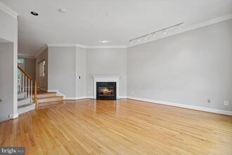 Building Photo - 8544 Westown Way