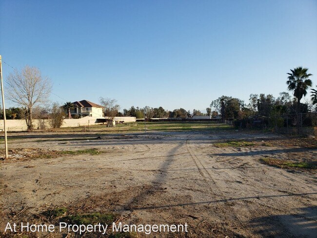 Building Photo - 3 br, 2 bath House - 6049 Muller Rd