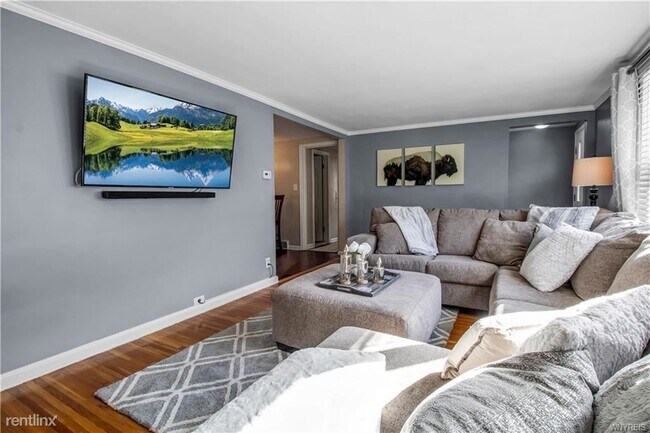 Foto del edificio - 3 br, 1 bath House - 224 Paramount Pkwy