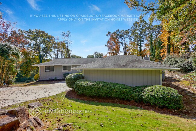 Foto del edificio - 5217 Hidden Hills Ct