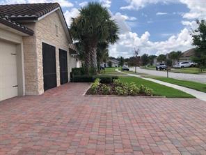Building Photo - 3907 Redfin Pl