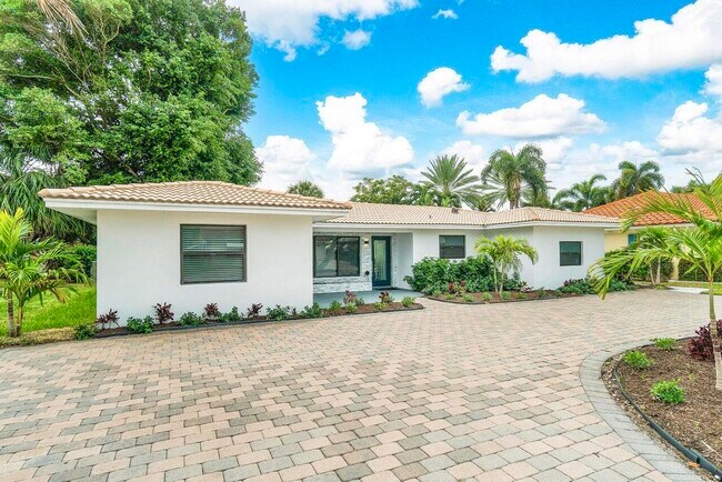 Foto del edificio - 324 Bamboo Rd