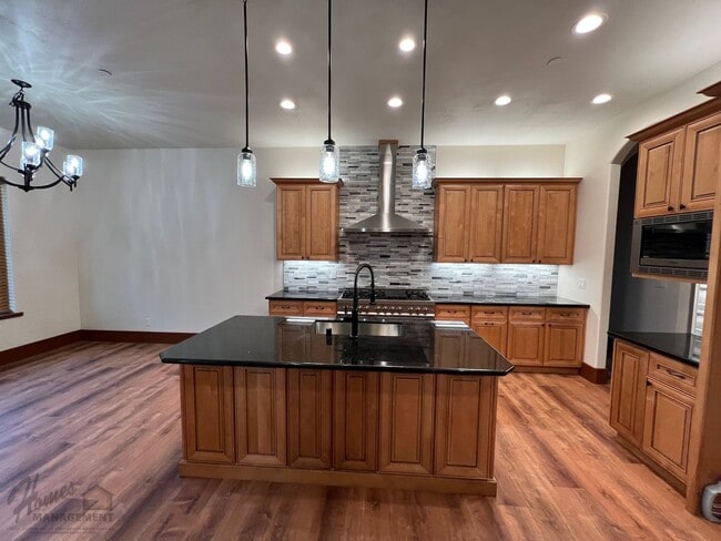 Building Photo - Homes Management - Beautiful Home for Rent...