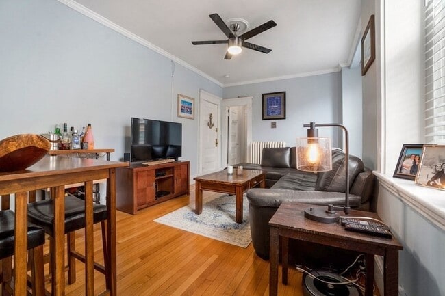 Building Photo - 8 Garrison St