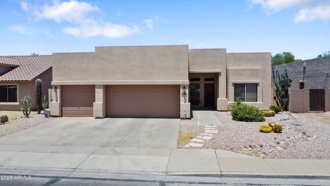 Building Photo - 10050 E Pantera Ave