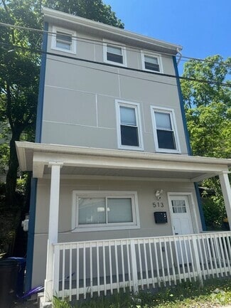Building Photo - 513 Bernhardt Way