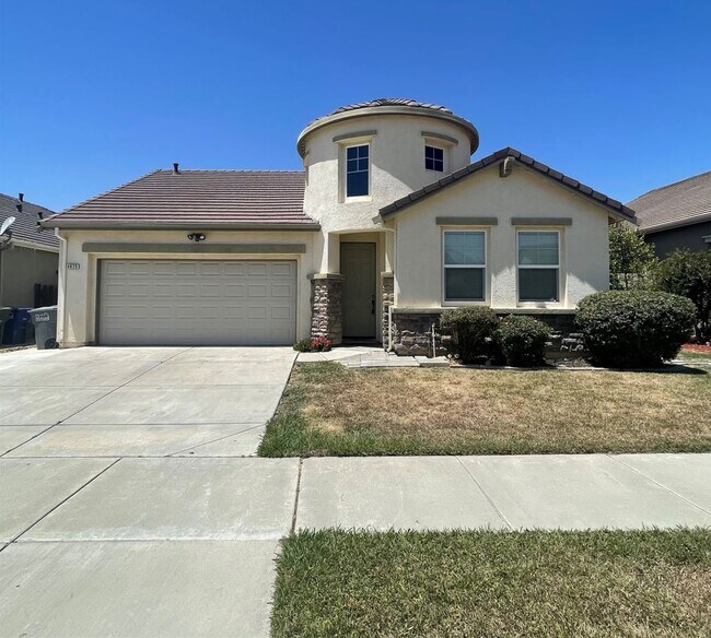 Building Photo - 4675 Tolman Way
