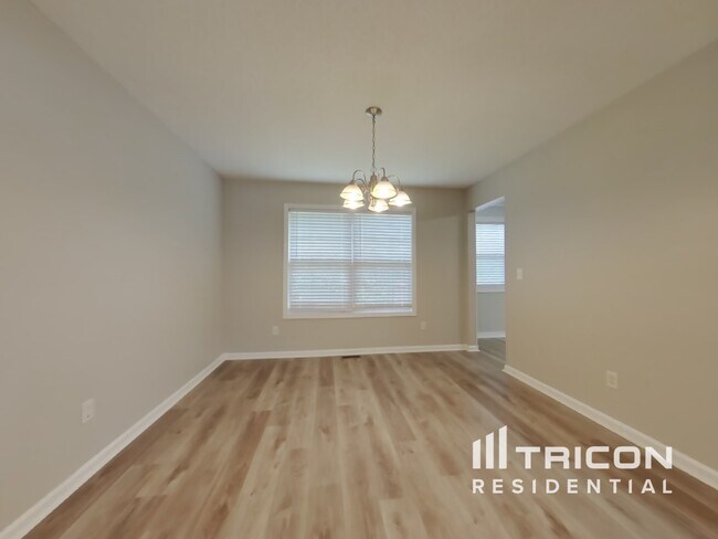 Foto del edificio - 514 Woodwind Dr