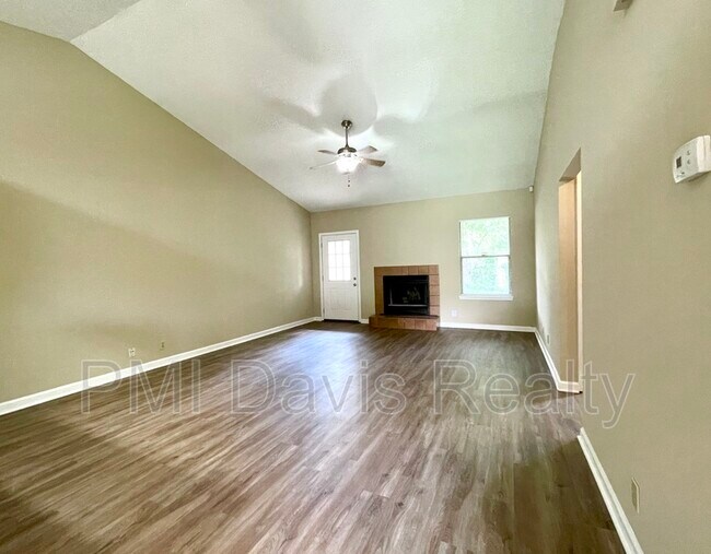 Building Photo - 4208 Polo Ct