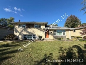 Building Photo - 408 Oak Ave