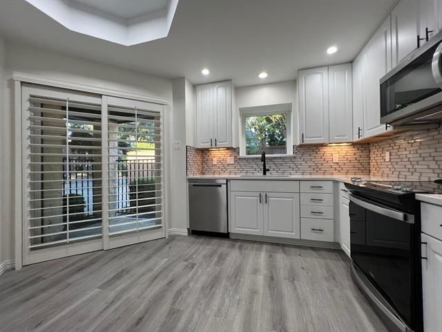 Building Photo - 4046 Rive Ln