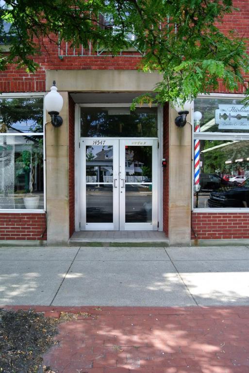 Building Photo - 14547 Madison #2
