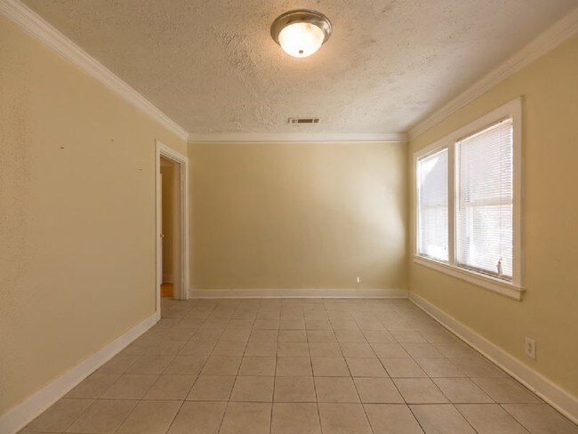 Foto del edificio - 231 Holderness St SW