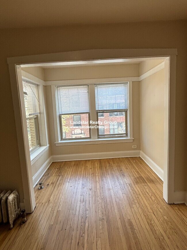 Foto del edificio - 552 Elmwood Ave