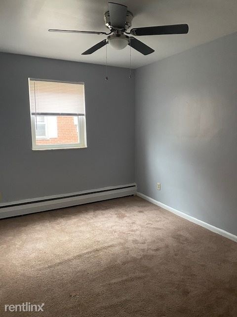 Foto del edificio - 7839 Dawn Rd