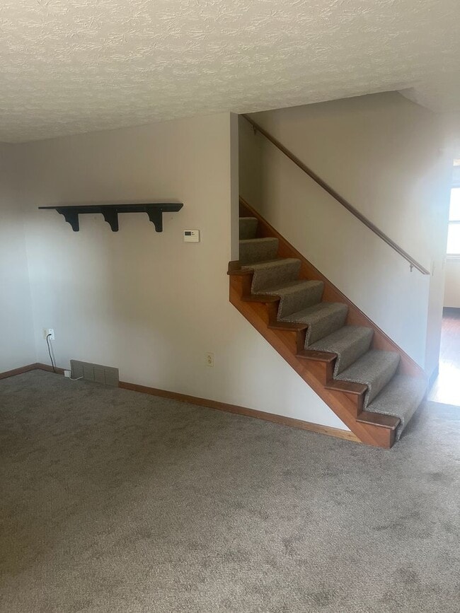 Interior Photo - 1500-1508 Glenn Ave