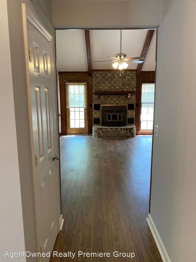 Building Photo - 4 br, 2 bath House - 104 Cherry Hill Ave