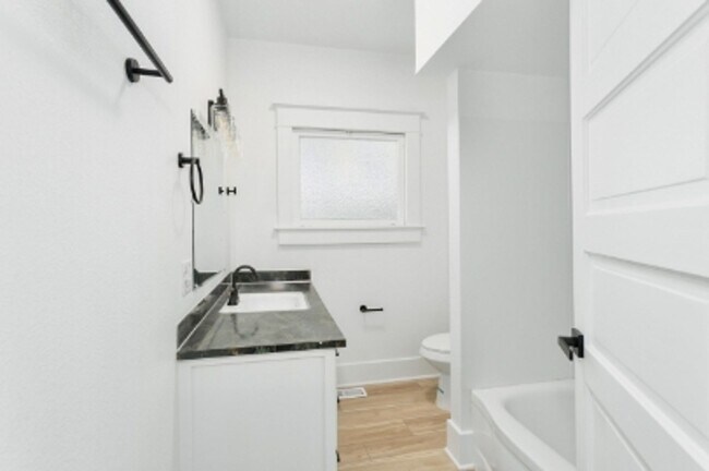 Foto del edificio - 2216 N Proctor St