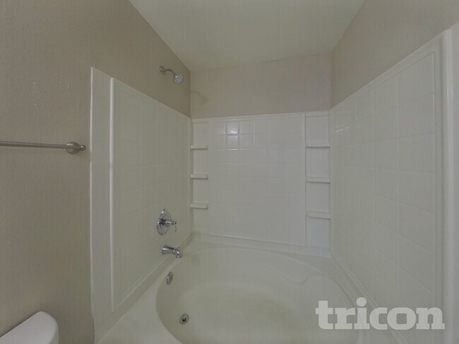 Building Photo - 1104 New Day Ct