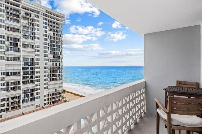 Building Photo - 4250 Galt Ocean Dr