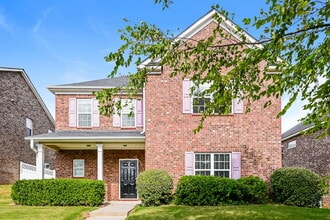 Building Photo - 705 Armitage Way