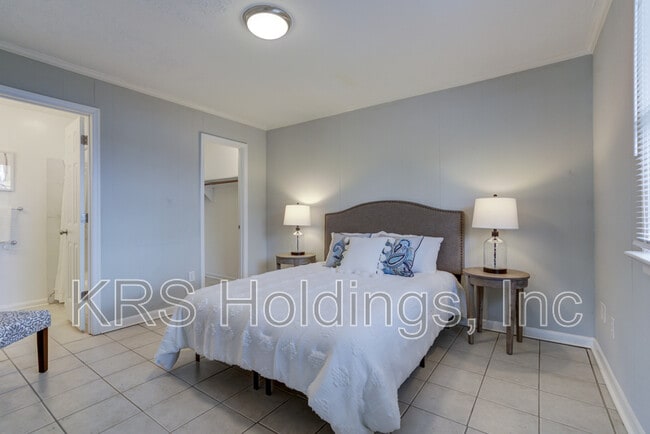 Foto del edificio - 4149 Richmond Hwy N