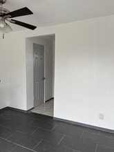 Building Photo - 1246 E Belmont Ave