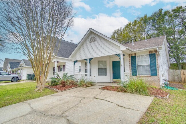 Building Photo - 3/2 Patio home in Northpointe area- ready ...